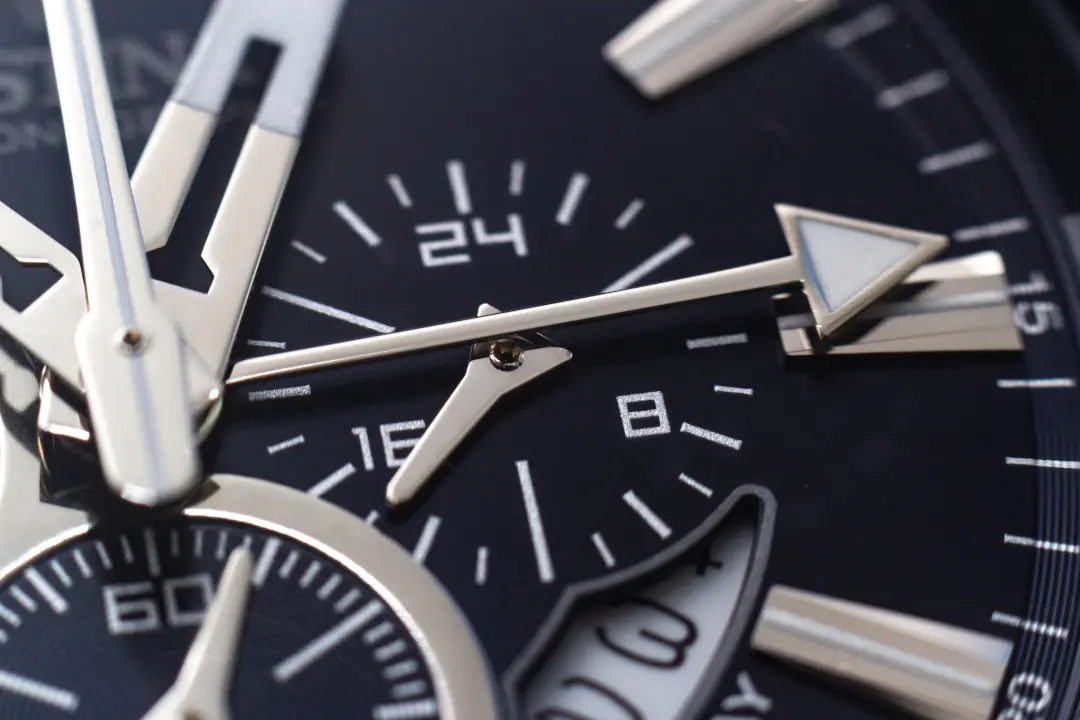 calendario manecillas numeros marcas hora reloj de pulsera negro
